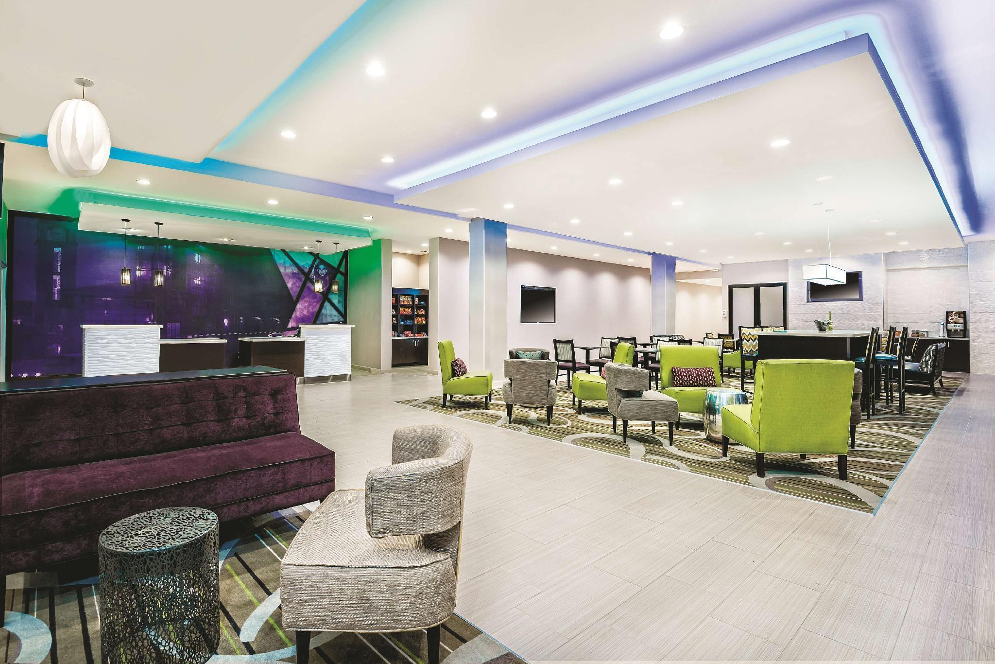 La Quinta By Wyndham Mcallen Convention Center McAllen Exterior foto
